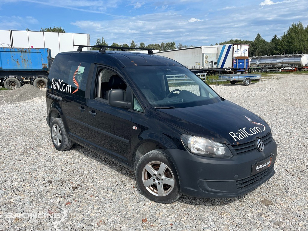 2011 Volkswagen Caddy 4x4 2.0 81kW - سيارة: صور 1 2011 Volkswagen Caddy 4x4 2.0 81kW - سيارة: صور 1