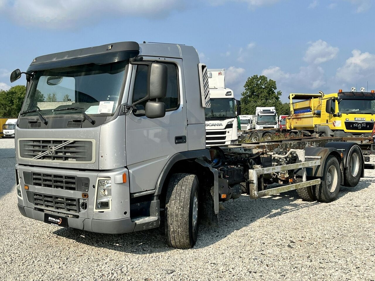 الشاسيه شاحنة Volvo FM-340 6X2: صور 1