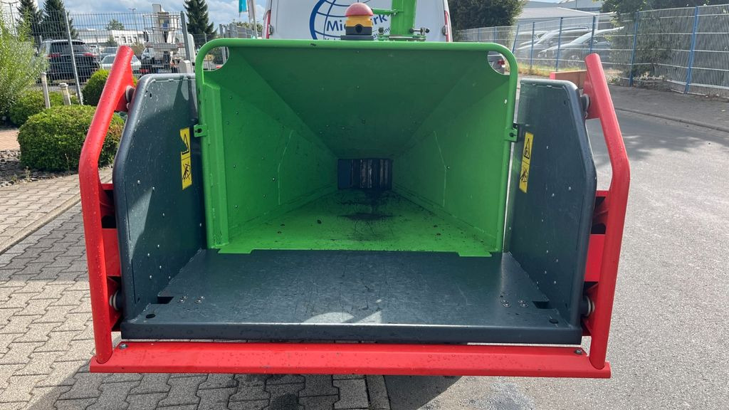 GreenMech Arborist 130 Häcksler Holz - مقطورة: صور 5 GreenMech Arborist 130 Häcksler Holz - مقطورة: صور 5