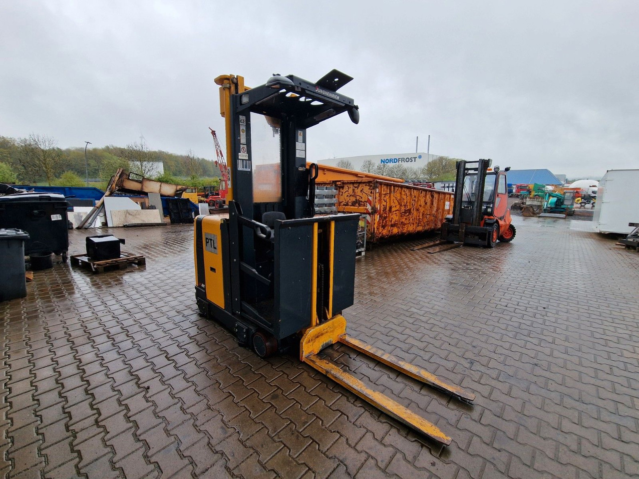 Jungheinrich EKS 310 k Bj 2005 Hochhub Kommissionierer - رافعات ترتيب البضائع: صور 3 Jungheinrich EKS 310 k Bj 2005 Hochhub Kommissionierer - رافعات ترتيب البضائع: صور 3