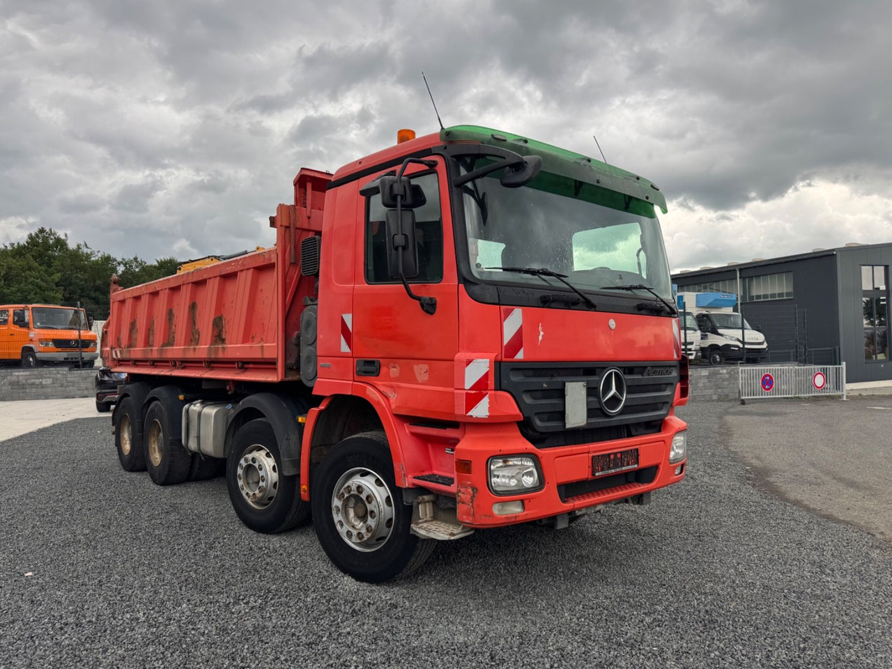 Mercedes-Benz Actros 3244 Dreiseitenkipper Meiller Bordm 8x4 - قلابات: صور 5 Mercedes-Benz Actros 3244 Dreiseitenkipper Meiller Bordm 8x4 - قلابات: صور 5