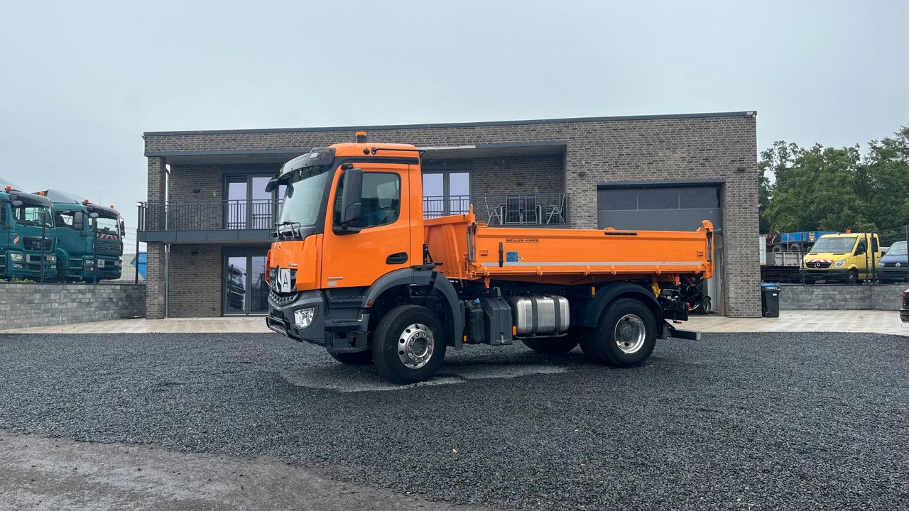 Mercedes-Benz Arocs 1835 Dreiseitenikpper Meiller - قلابات: صور 1 Mercedes-Benz Arocs 1835 Dreiseitenikpper Meiller - قلابات: صور 1
