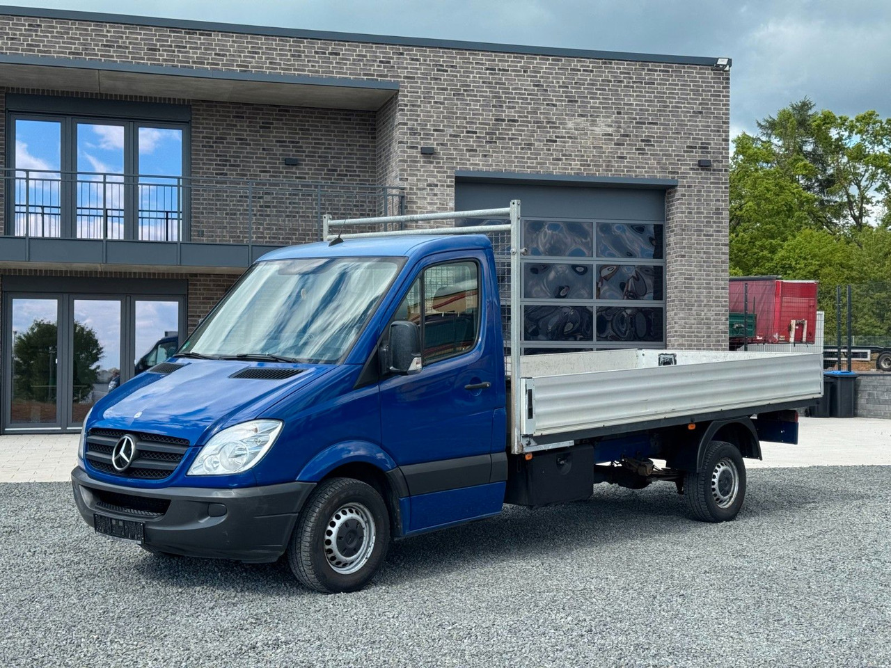 Mercedes-Benz Sprinter 316 CDI Pritsche - الشاحنات الصغيرة المسطحة: صور 2 Mercedes-Benz Sprinter 316 CDI Pritsche - الشاحنات الصغيرة المسطحة: صور 2