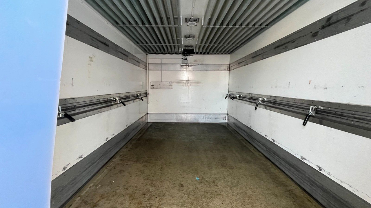 Mitsubishi Fuso Canter 9C18 Kühlkoffer Frigoblock Mitsubishi Fuso Canter 9C18 Kühlkoffer Frigoblock - الشاحنات الصغيرة المبردة: صور 5 Mitsubishi Fuso Canter 9C18 Kühlkoffer Frigoblock Mitsubishi Fuso Canter 9C18 Kühlkoffer Frigoblock - الشاحنات الصغيرة المبردة: صور 5