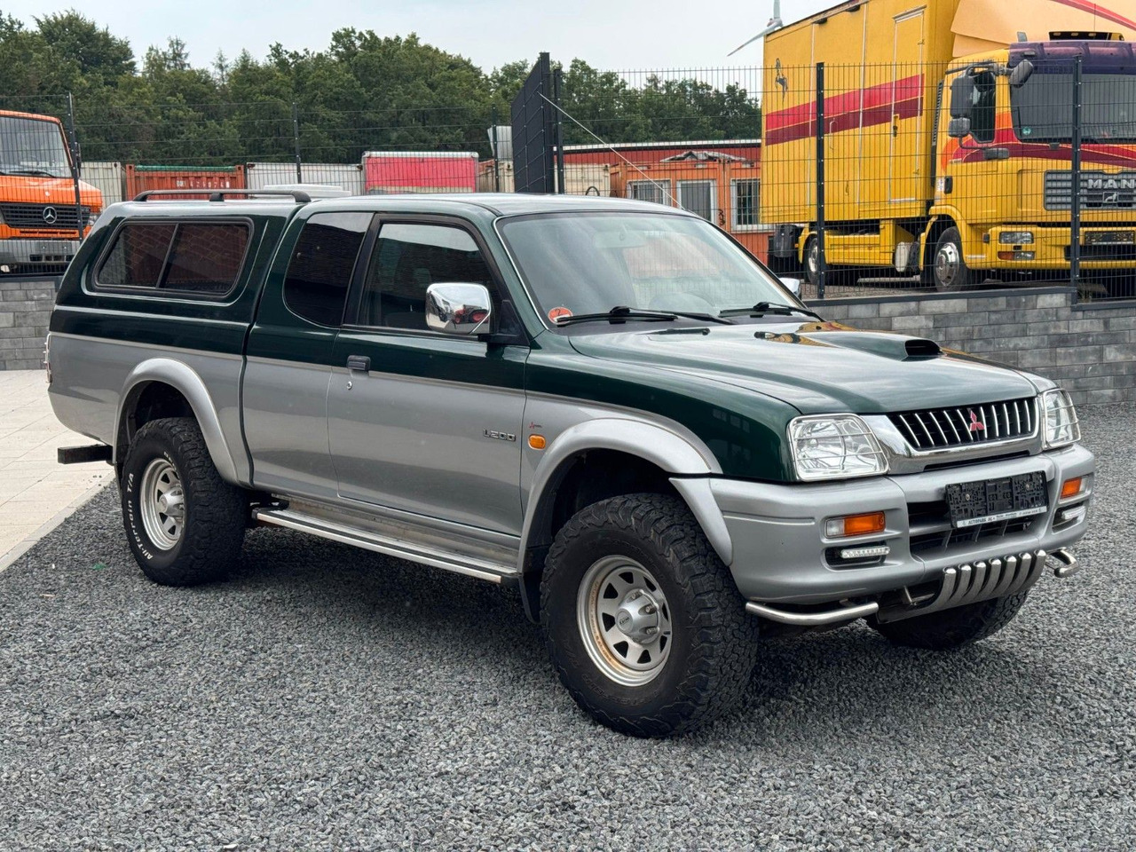 Mitsubishi L200 Klima - سيارة دفع رباعي: صور 3 Mitsubishi L200 Klima - سيارة دفع رباعي: صور 3