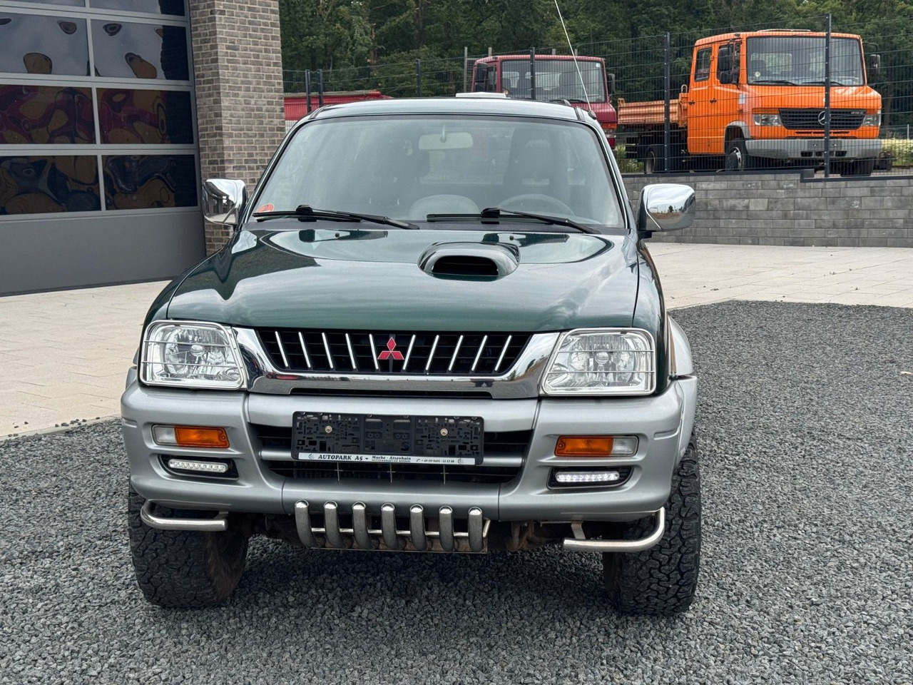 Mitsubishi L200 Klima - سيارة دفع رباعي: صور 4 Mitsubishi L200 Klima - سيارة دفع رباعي: صور 4