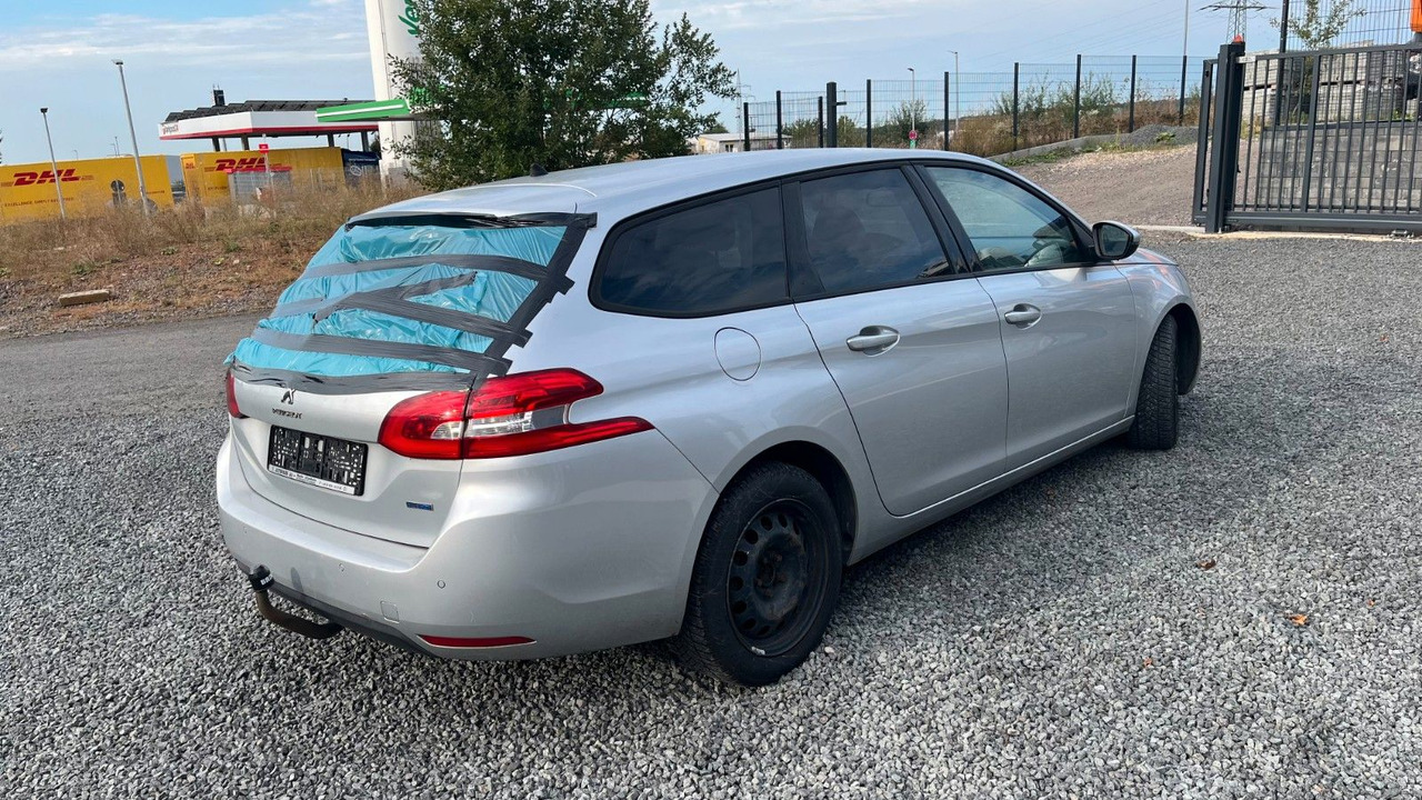Peugeot 308 SW Active - سيارة ستيشن: صور 4 Peugeot 308 SW Active - سيارة ستيشن: صور 4