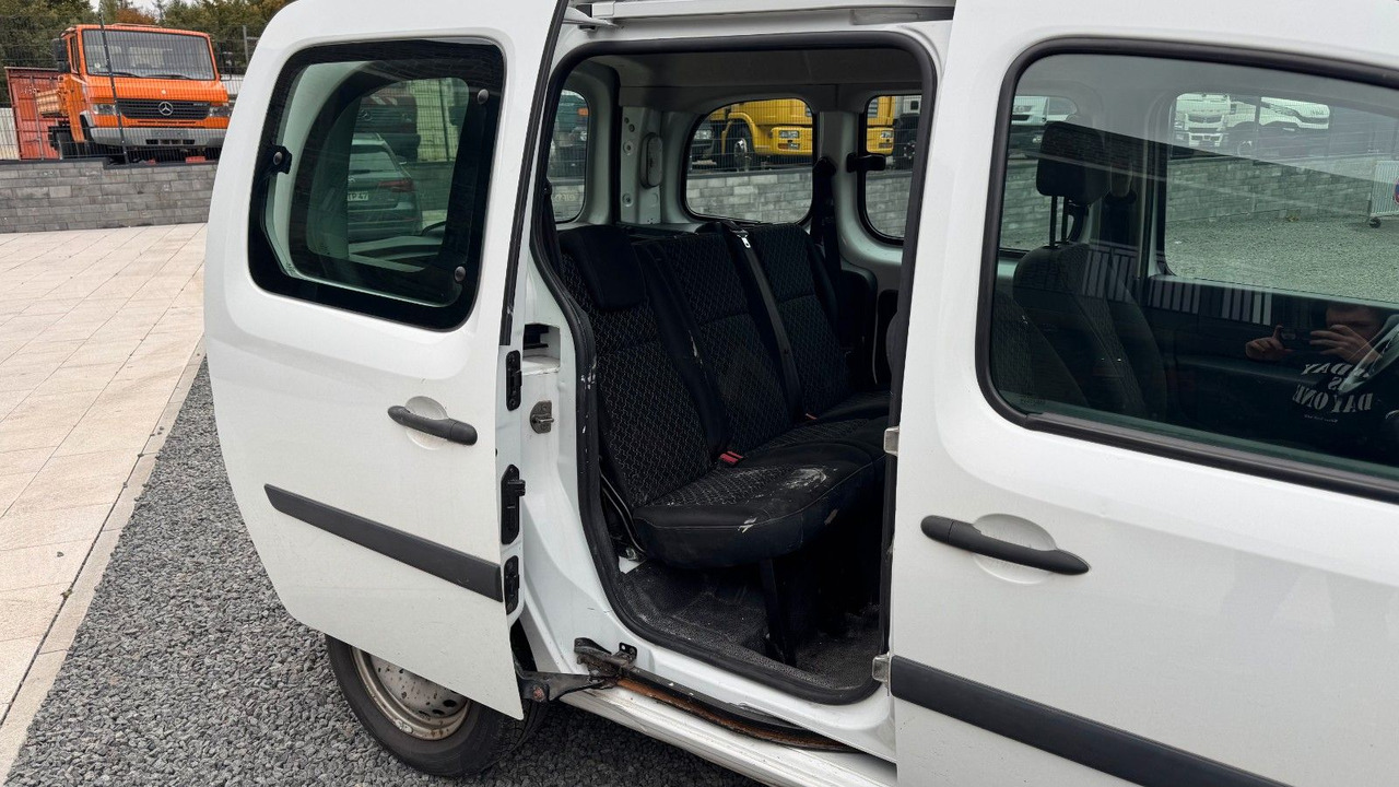 Renault Kangoo Mehrzweckfahrzeug 1.6 Benzin - سيارة: صور 4 Renault Kangoo Mehrzweckfahrzeug 1.6 Benzin - سيارة: صور 4