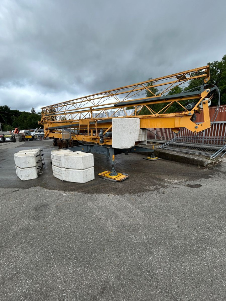 Liebherr Schnellbaukran 26 H Bj.: 2015 - رافعة برجية: صور 3 Liebherr Schnellbaukran 26 H Bj.: 2015 - رافعة برجية: صور 3