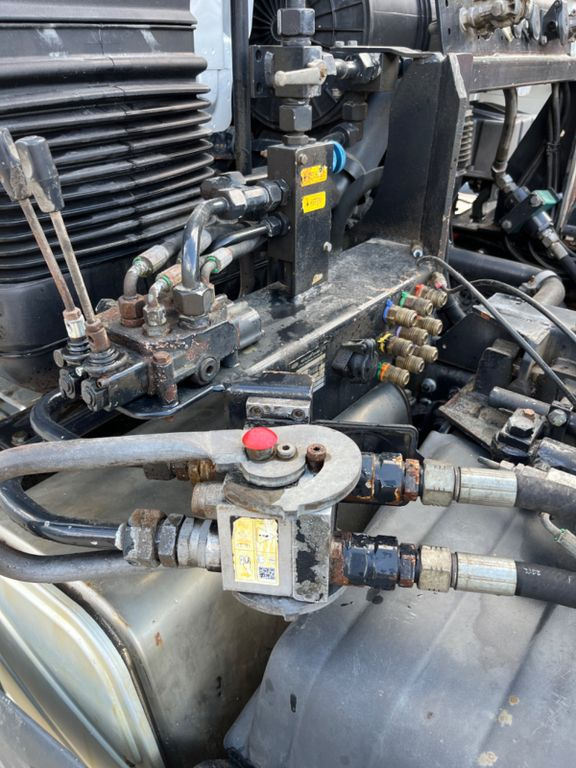 MAN TGS 33.480 6x4 Wechselsystem - قلابات: صور 4 MAN TGS 33.480 6x4 Wechselsystem - قلابات: صور 4