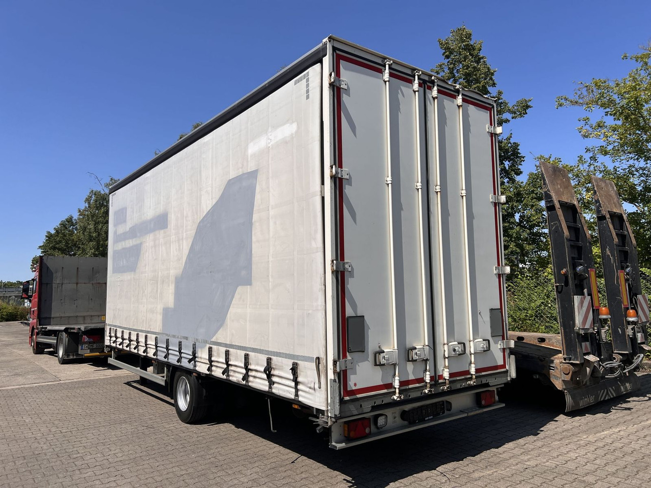 Ackermann 1 Achs Planenanhänger 10,5 t GG - بصندوق مغلق مقطورة: صور 2 Ackermann 1 Achs Planenanhänger 10,5 t GG - بصندوق مغلق مقطورة: صور 2