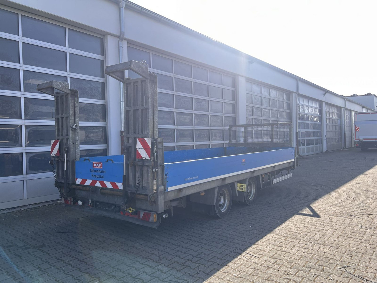 Humbaur 13,6 t Tandemtieflader - عربة مسطحة منخفضة مقطورة: صور 5 Humbaur 13,6 t Tandemtieflader - عربة مسطحة منخفضة مقطورة: صور 5
