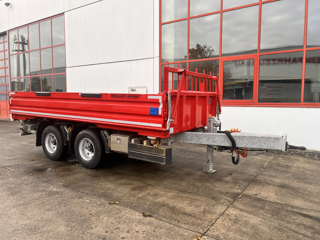 Meiller MZDAL 18 t Tandemkipper Tieflader Schotter- Klappe, neuwertig - قلابة مقطورة: صور 3 Meiller MZDAL 18 t Tandemkipper Tieflader Schotter- Klappe, neuwertig - قلابة مقطورة: صور 3