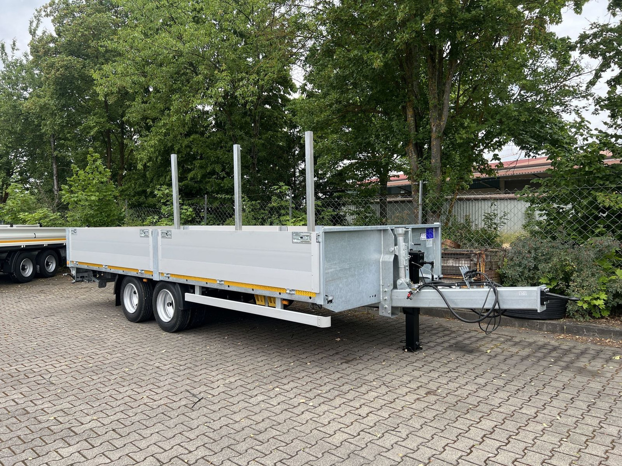 Möslein 14,4 t Tandem- Pritschenanhänger- Tieflader - عربة مسطحة منخفضة مقطورة: صور 2 Möslein 14,4 t Tandem- Pritschenanhänger- Tieflader - عربة مسطحة منخفضة مقطورة: صور 2