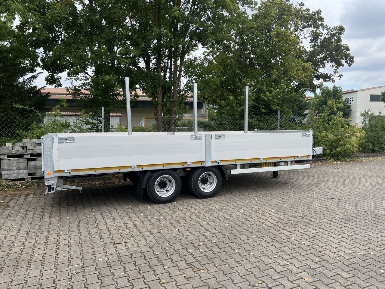 Möslein 14,4 t Tandem- Pritschenanhänger- Tieflader - عربة مسطحة منخفضة مقطورة: صور 5 Möslein 14,4 t Tandem- Pritschenanhänger- Tieflader - عربة مسطحة منخفضة مقطورة: صور 5
