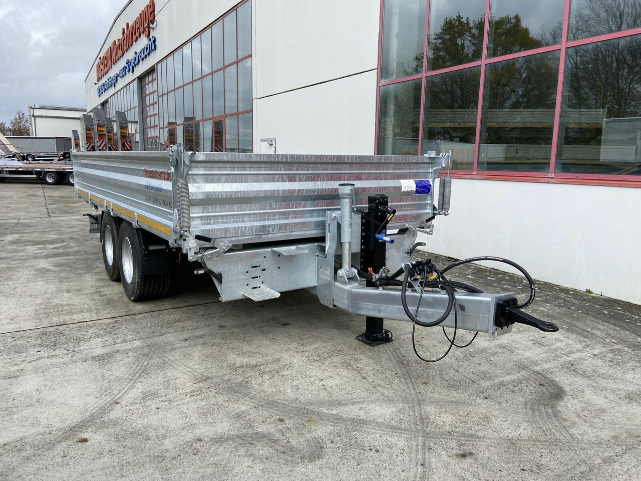 Möslein 14 t Tandemkipper Tieflader Breite Reifen-- Neu - قلابة مقطورة: صور 2 Möslein 14 t Tandemkipper Tieflader Breite Reifen-- Neu - قلابة مقطورة: صور 2