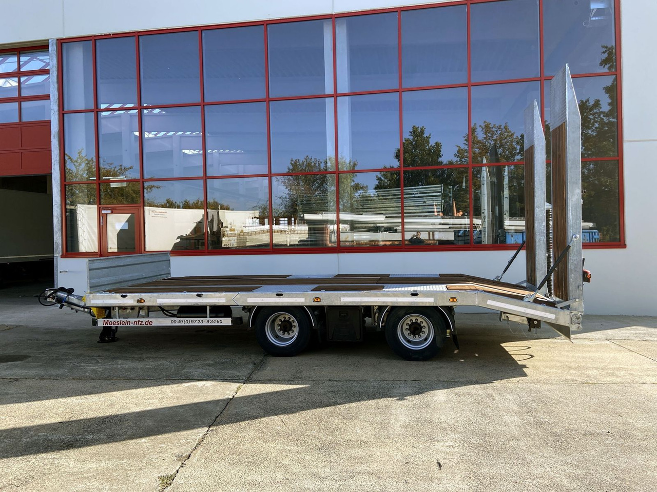 Möslein 19 t Tandemtieflader, Luftgefedert, NEU - عربة مسطحة منخفضة مقطورة: صور 3 Möslein 19 t Tandemtieflader, Luftgefedert, NEU - عربة مسطحة منخفضة مقطورة: صور 3