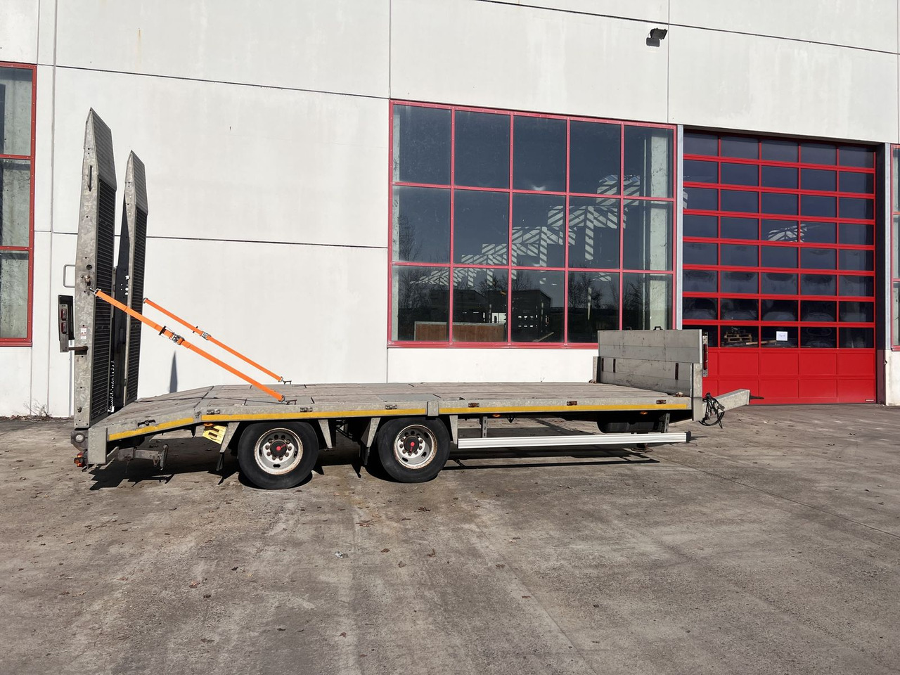 Möslein 19 t Tandemtieflader - عربة مسطحة منخفضة مقطورة: صور 1 Möslein 19 t Tandemtieflader - عربة مسطحة منخفضة مقطورة: صور 1