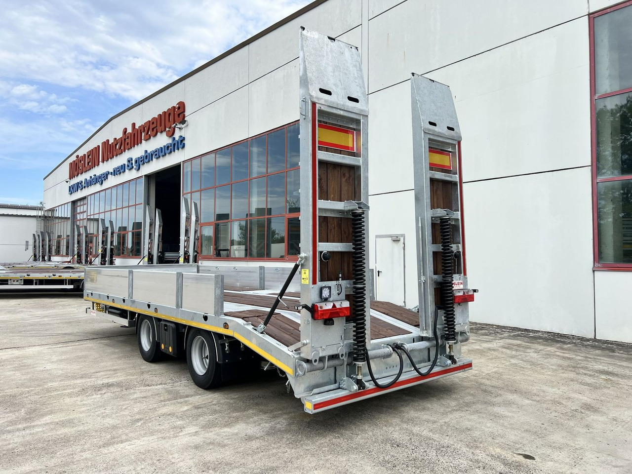 Möslein 21 t Tandemtieflader, Luftgefedert, NEU - عربة مسطحة منخفضة مقطورة: صور 3 Möslein 21 t Tandemtieflader, Luftgefedert, NEU - عربة مسطحة منخفضة مقطورة: صور 3