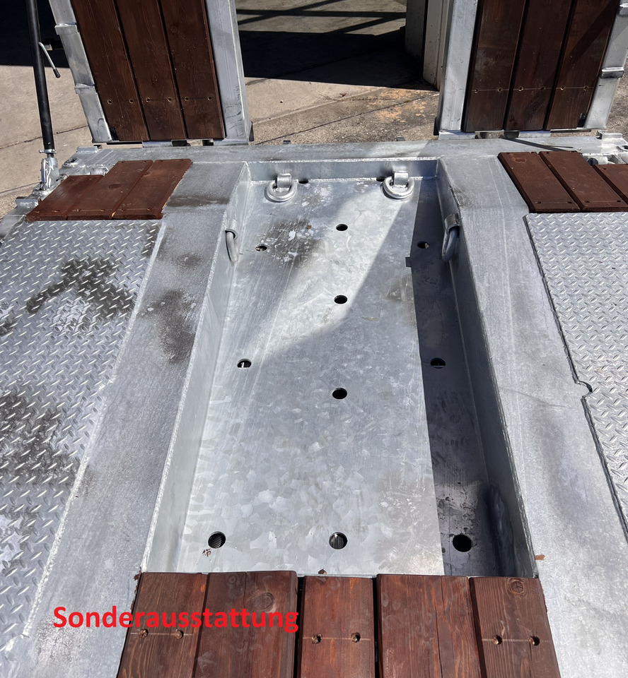 Möslein T 3-8,20 P VB H1 3 Achs Tieflader mit gerader Ladefläche 8,20 m, Neufahrzeug - عربة مسطحة منخفضة مقطورة: صور 4 Möslein T 3-8,20 P VB H1 3 Achs Tieflader mit gerader Ladefläche 8,20 m, Neufahrzeug - عربة مسطحة منخفضة مقطورة: صور 4