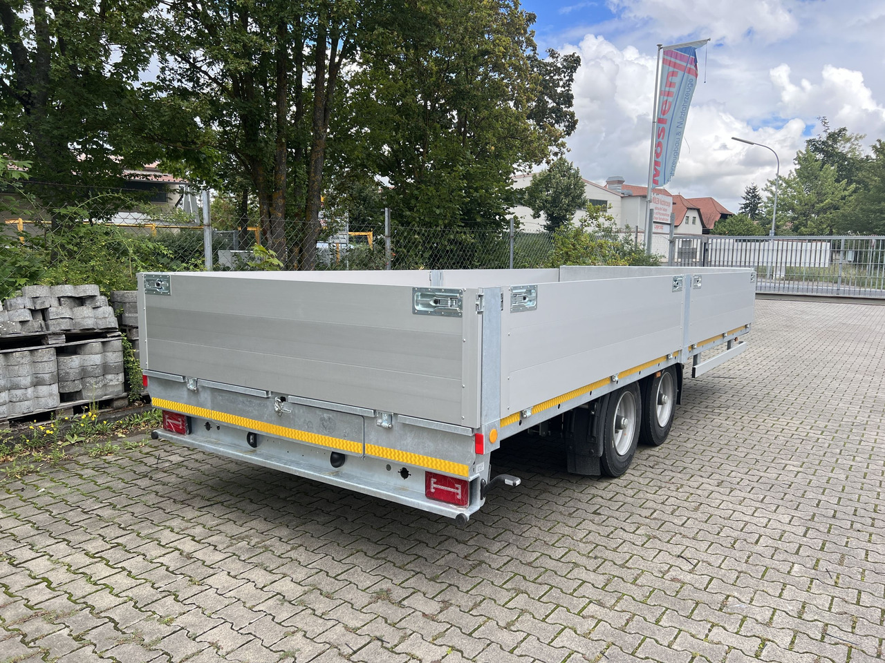 Möslein THT 11 G 6,2 L Tandem- Pritschenanhänger- Tieflader - مقطورات مسطحة: صور 5 Möslein THT 11 G 6,2 L Tandem- Pritschenanhänger- Tieflader - مقطورات مسطحة: صور 5