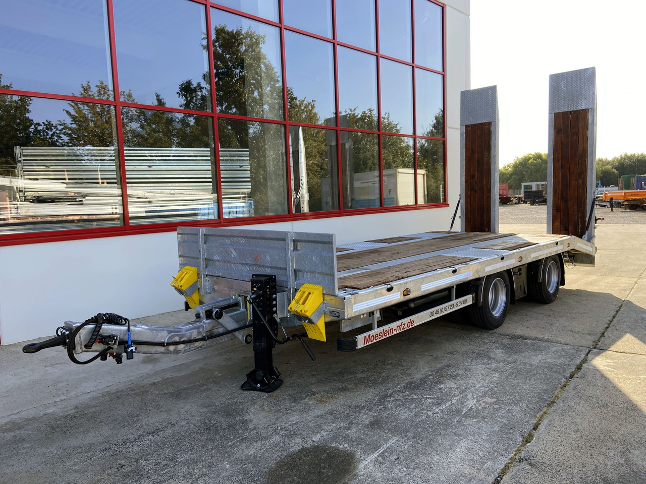 Möslein TT 21-6,5 21 t Tandemtieflader, Luftgefedert, NEU - عربة مسطحة منخفضة مقطورة: صور 5 Möslein TT 21-6,5 21 t Tandemtieflader, Luftgefedert, NEU - عربة مسطحة منخفضة مقطورة: صور 5