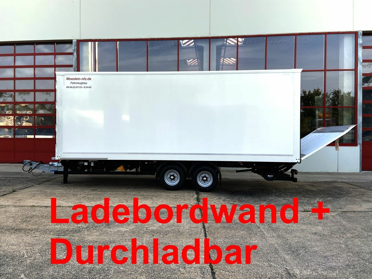 Möslein Tandem Koffer, Ladebordwand 1,5 t + Durchladbar - بصندوق مغلق مقطورة: صور 1 Möslein Tandem Koffer, Ladebordwand 1,5 t + Durchladbar - بصندوق مغلق مقطورة: صور 1