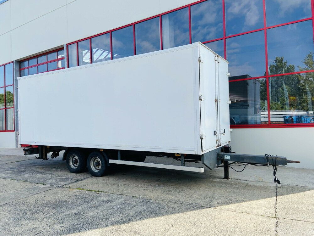 Tandem Kofferanhänger vorn Durchladbar - بصندوق مغلق مقطورة: صور 2 Tandem Kofferanhänger vorn Durchladbar - بصندوق مغلق مقطورة: صور 2