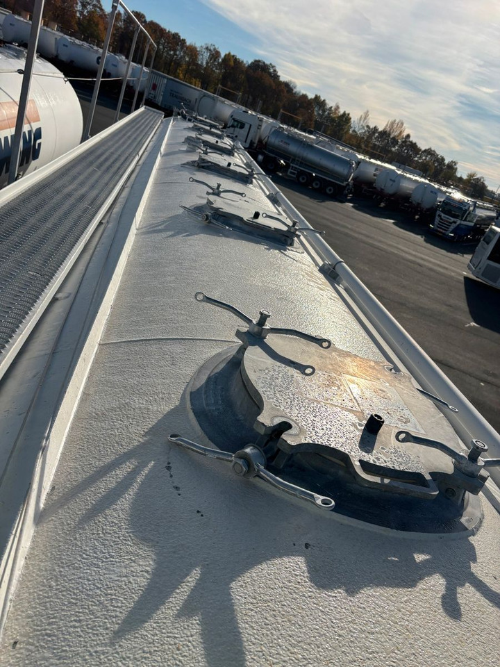 Feldbinder KIP 60.3 E-Hydraulik - بلكر: صور 5 Feldbinder KIP 60.3 E-Hydraulik - بلكر: صور 5