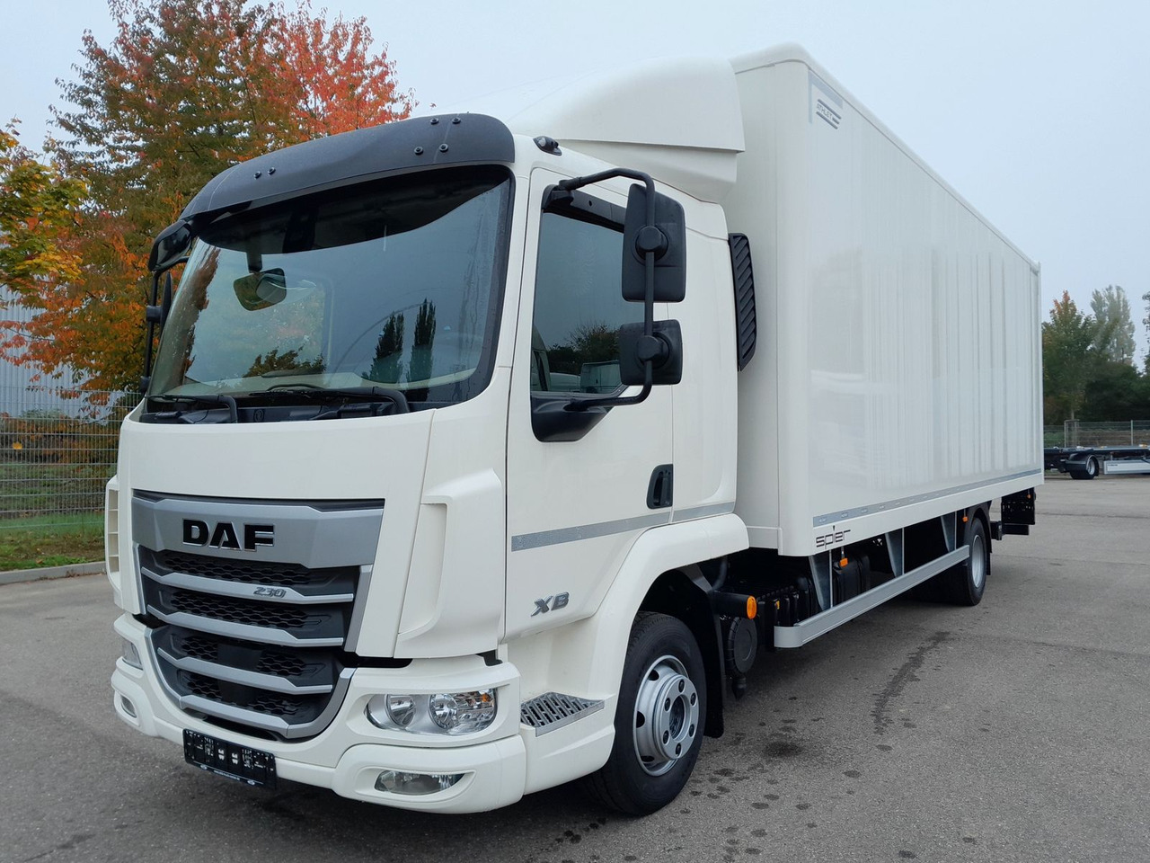 DAF FA XB 230 12t - بصندوق مغلق شاحنة: صور 1 DAF FA XB 230 12t - بصندوق مغلق شاحنة: صور 1
