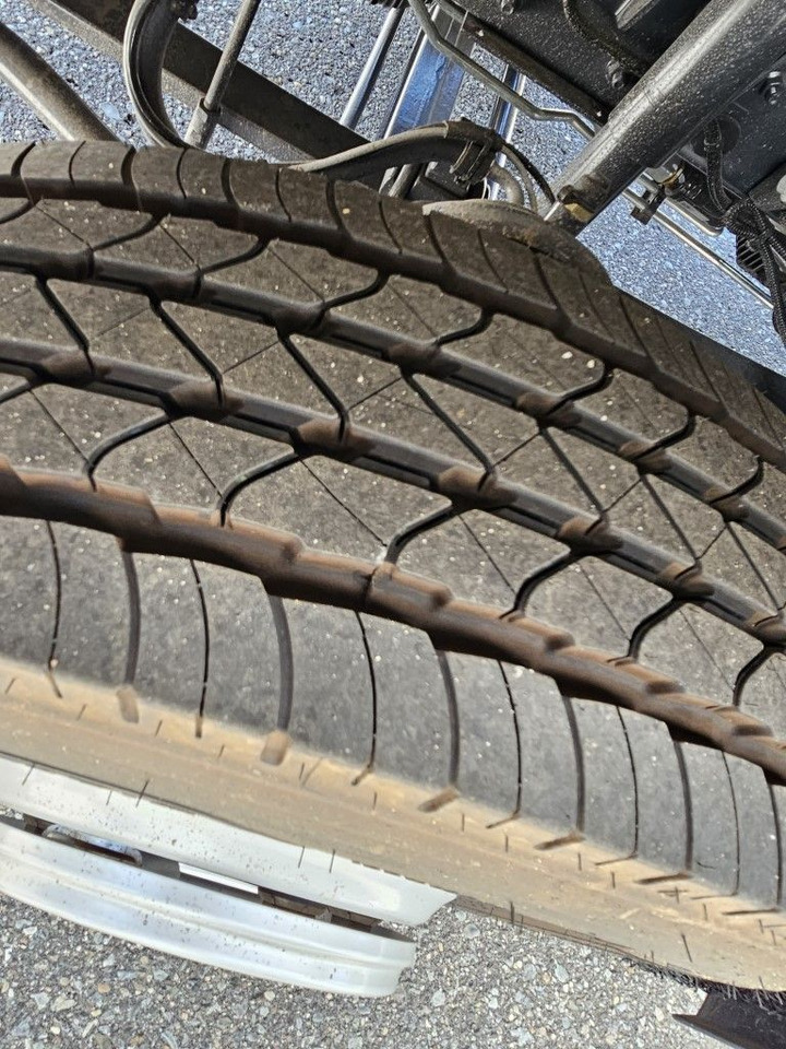 تأجير DAF LF 210 7,49t Spier Pritsche-Plane LBW Tageszulas DAF FA LF 210 08t Spier Pritsche mit LBW DAF LF 210 7,49t Spier Pritsche-Plane LBW Tageszulas DAF FA LF 210 08t Spier Pritsche mit LBW: صور 20