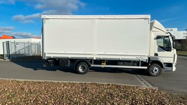 DAF LF 210 8t Pritsche-Plane LBW Tageszulassung DAF FA LF 210 08t Spier Pritsche-Plane - شاحنة ستارة: صور 4 DAF LF 210 8t Pritsche-Plane LBW Tageszulassung DAF FA LF 210 08t Spier Pritsche-Plane - شاحنة ستارة: صور 4