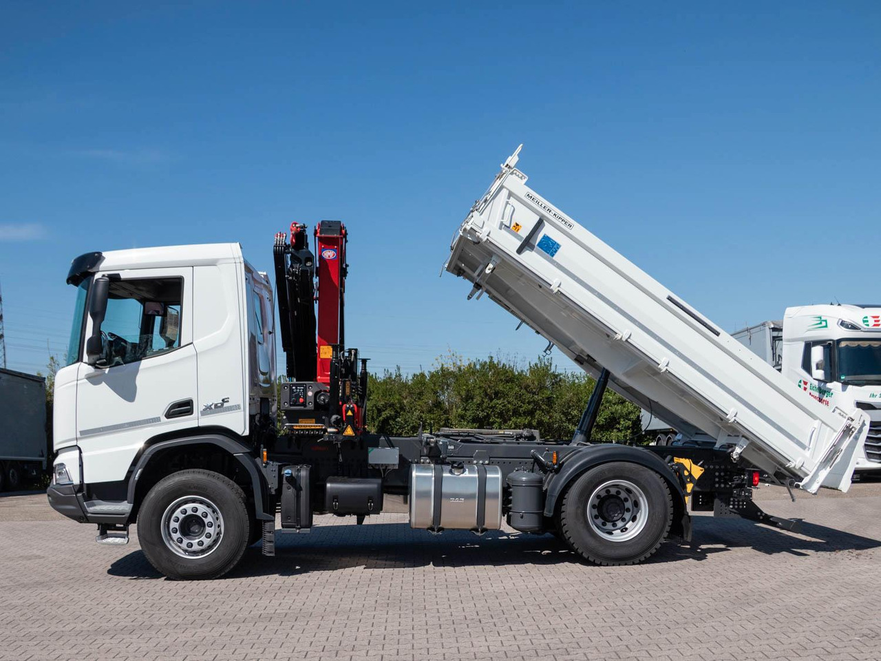 DAF XDC 370 FA Meiller Krankipper HMF DAF XDC 370 FA Meiller Krankipper HMF - قلابات: صور 3 DAF XDC 370 FA Meiller Krankipper HMF DAF XDC 370 FA Meiller Krankipper HMF - قلابات: صور 3