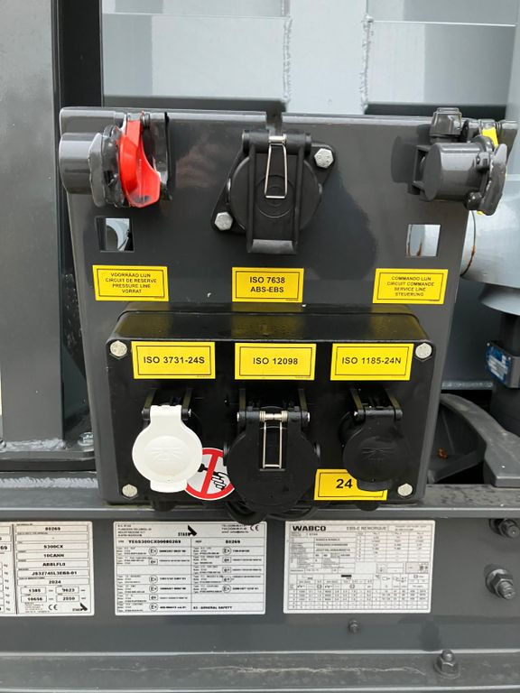 Stas agroSTAR 51,8 Kippsattelauflieger Stas agroSTAR 51,8 Kippsattelauflieger - قلابة نصف مقطورة: صور 4 Stas agroSTAR 51,8 Kippsattelauflieger Stas agroSTAR 51,8 Kippsattelauflieger - قلابة نصف مقطورة: صور 4