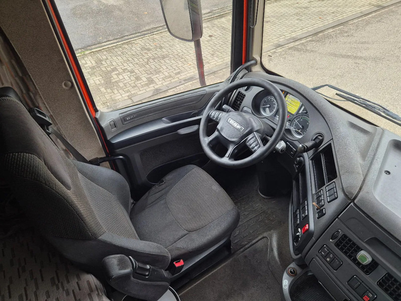 DAF XF 105.460 460 retarder - شاحنة جرار: صور 5 DAF XF 105.460 460 retarder - شاحنة جرار: صور 5