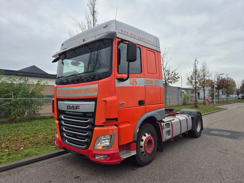 DAF XF 105.460 460 retarder - شاحنة جرار: صور 1 DAF XF 105.460 460 retarder - شاحنة جرار: صور 1