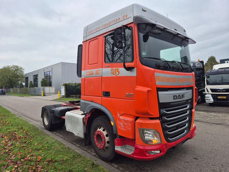 DAF XF 105.460 460 retarder - شاحنة جرار: صور 2 DAF XF 105.460 460 retarder - شاحنة جرار: صور 2