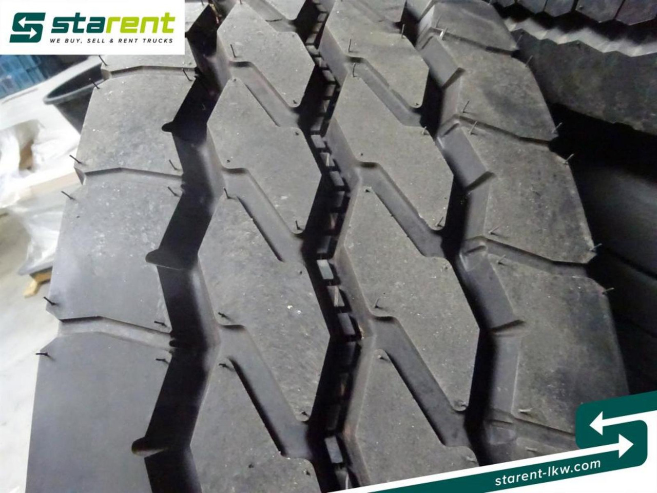 Bridgestone M-Steer 001, 13 R22,5 mit Felge *NEU* - عجلات - شاحنة: صور 4 Bridgestone M-Steer 001, 13 R22,5 mit Felge *NEU* - عجلات - شاحنة: صور 4