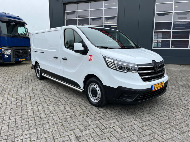 Renault Trafic E-Tech Red L2 H1, Nieuwstaat/New condition, Lees omschrijving/Read description - فان المدمجة, فان كهربائية: صور 5 Renault Trafic E-Tech Red L2 H1, Nieuwstaat/New condition, Lees omschrijving/Read description - فان المدمجة, فان كهربائية: صور 5