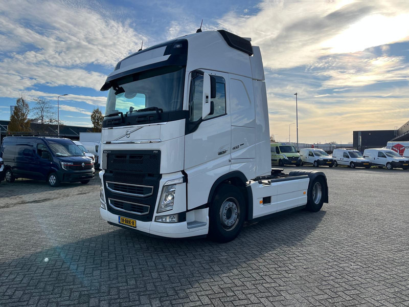 Volvo FH 460 4X2 Globetrotter X Tra High, Unlimited Edition, I-shave - شاحنة جرار: صور 1 Volvo FH 460 4X2 Globetrotter X Tra High, Unlimited Edition, I-shave - شاحنة جرار: صور 1