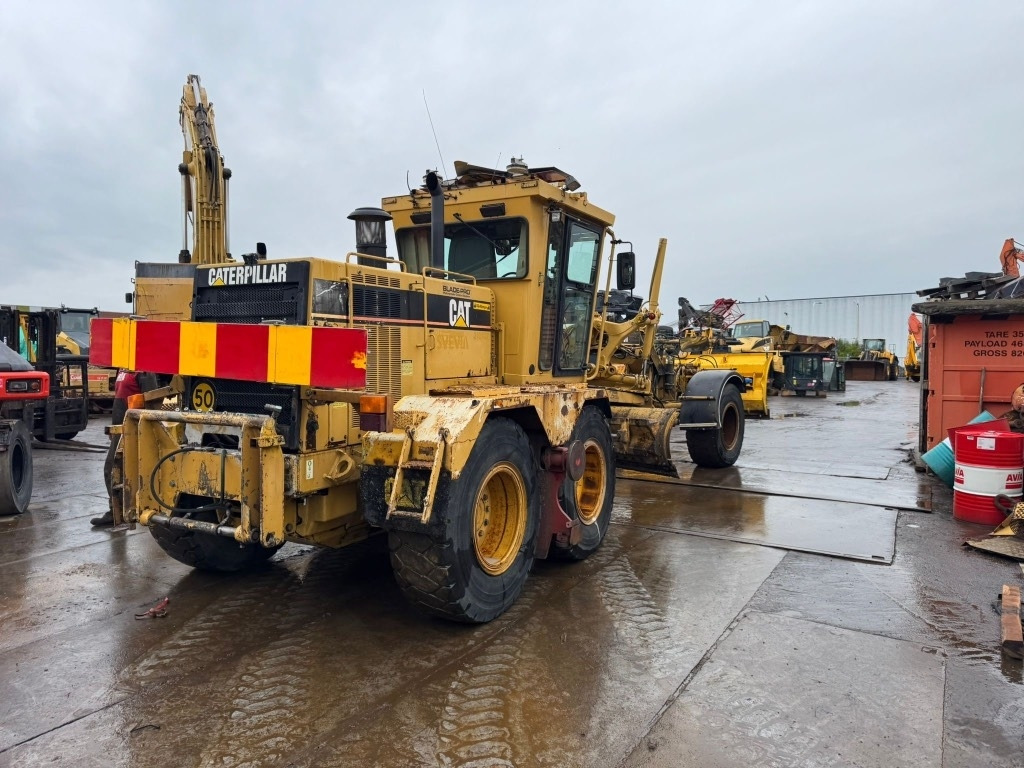 CAT 140 H - آلة تسوية الأرض: صور 5 CAT 140 H - آلة تسوية الأرض: صور 5