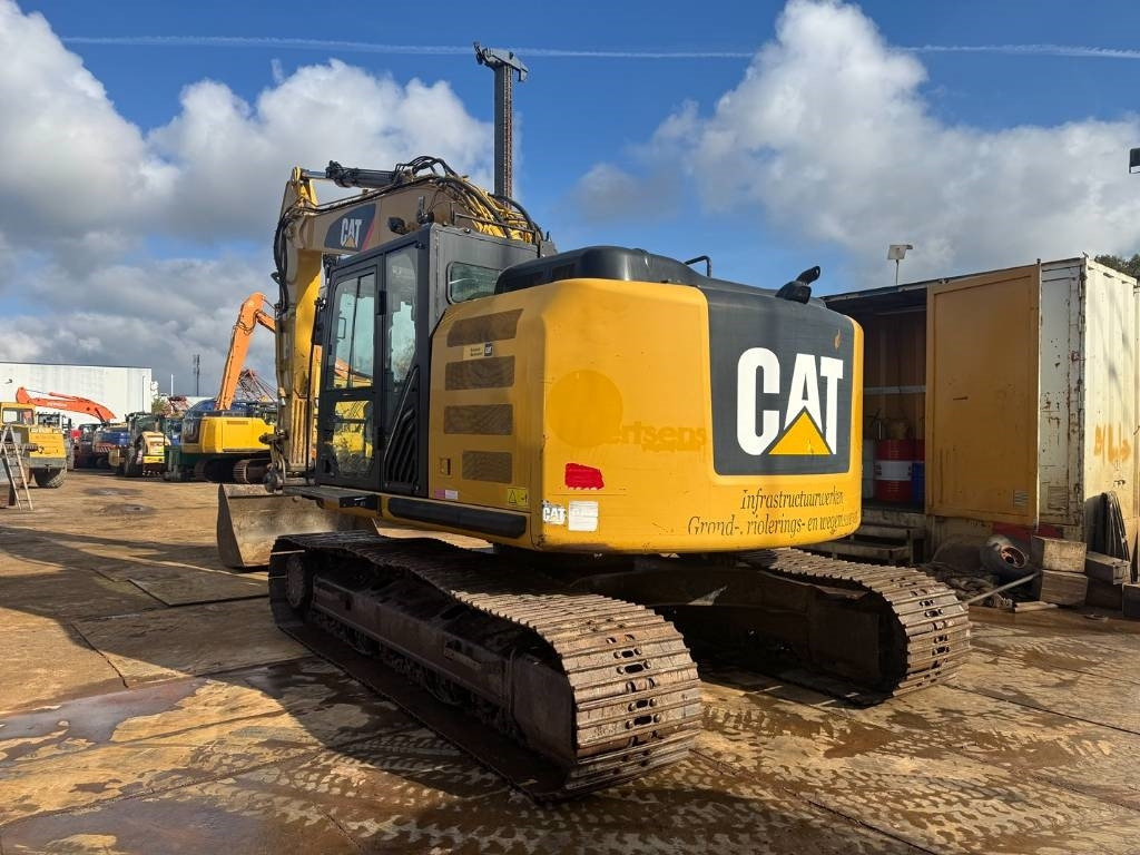 CAT 320 EL RR - حفارات زحافة: صور 3 CAT 320 EL RR - حفارات زحافة: صور 3