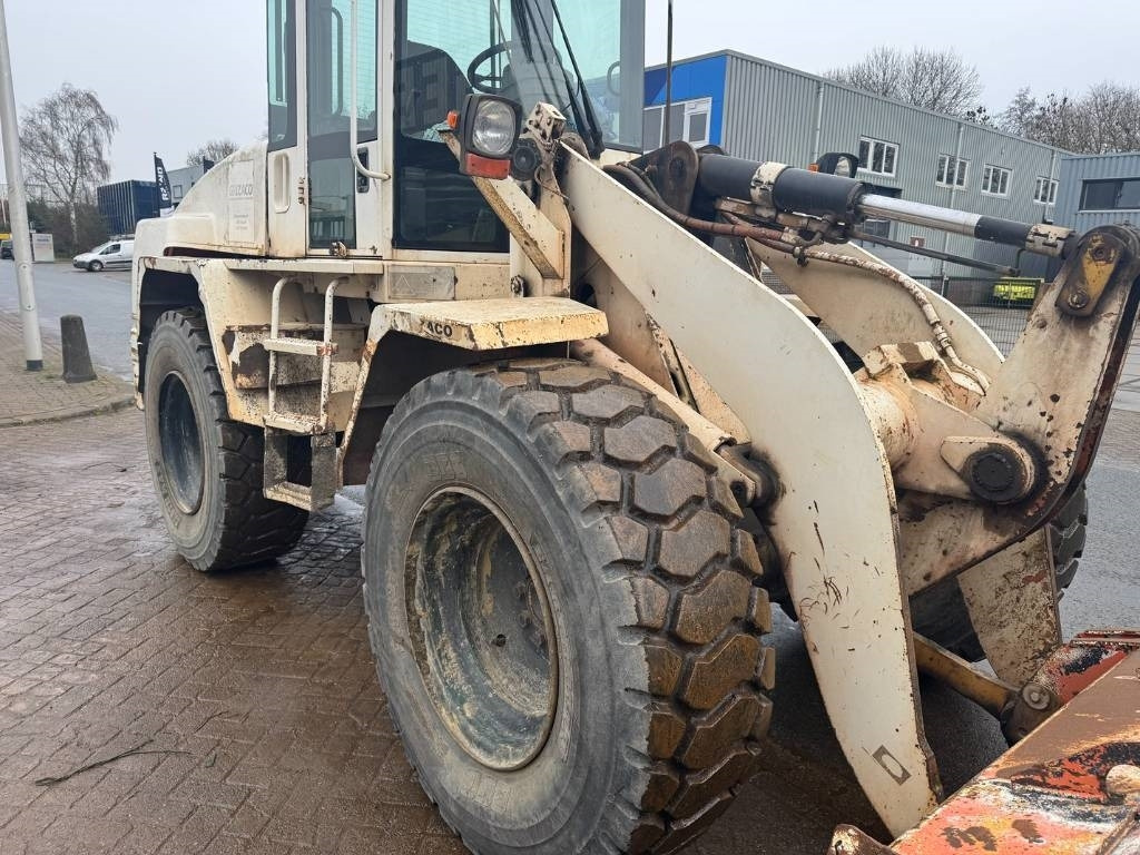 اللودر بعجل CAT 914 G: صور 9