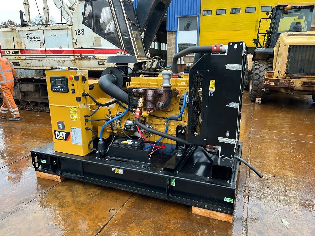 CAT DE 200 E3 ( 200kva ) unused - مجموعة المولدات: صور 1 CAT DE 200 E3 ( 200kva ) unused - مجموعة المولدات: صور 1