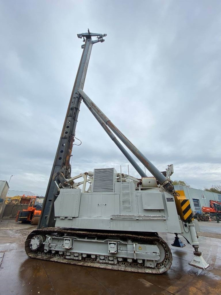 Hitachi KH 150-3 - سائق كومة: صور 5 Hitachi KH 150-3 - سائق كومة: صور 5