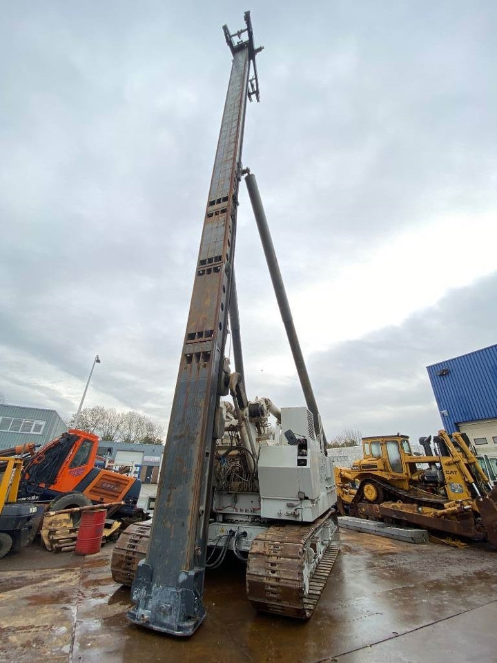 Hitachi KH 150-3 - سائق كومة: صور 1 Hitachi KH 150-3 - سائق كومة: صور 1