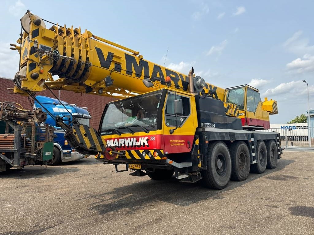 Liebherr LTM 1070-4.1 ( WHIT JIB ) - رافعة لجميع التضاريس: صور 2 Liebherr LTM 1070-4.1 ( WHIT JIB ) - رافعة لجميع التضاريس: صور 2