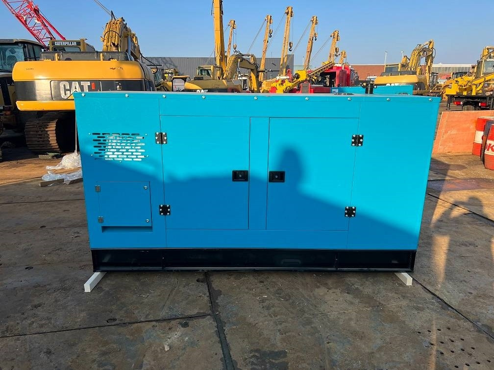 Ricardo 150KVA (120KW) SILENT GENERATOR 3 PHASE 50HZ 400V - مجموعة المولدات: صور 5 Ricardo 150KVA (120KW) SILENT GENERATOR 3 PHASE 50HZ 400V - مجموعة المولدات: صور 5