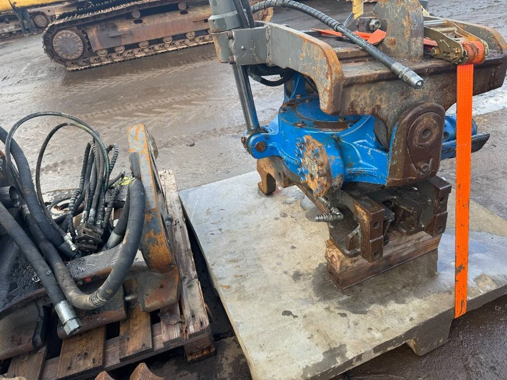 SMP rotortilt from 15tons machine - مُلحق الحفار الدوار: صور 2 SMP rotortilt from 15tons machine - مُلحق الحفار الدوار: صور 2