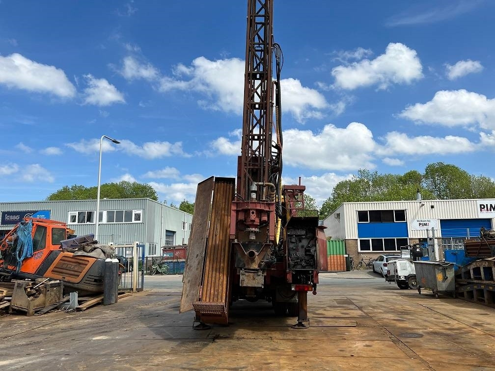 Sisu 12E480 6X6 WATER WELL DRILL ATLAS COPCO XRV410 (50 - آلة حفر: صور 4 Sisu 12E480 6X6 WATER WELL DRILL ATLAS COPCO XRV410 (50 - آلة حفر: صور 4